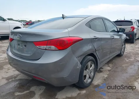 2011 Hyundai Elantra Gls (Ulsan Plant) z USA, uszkodzony, nr VIN KMHDH4AE8BU107817